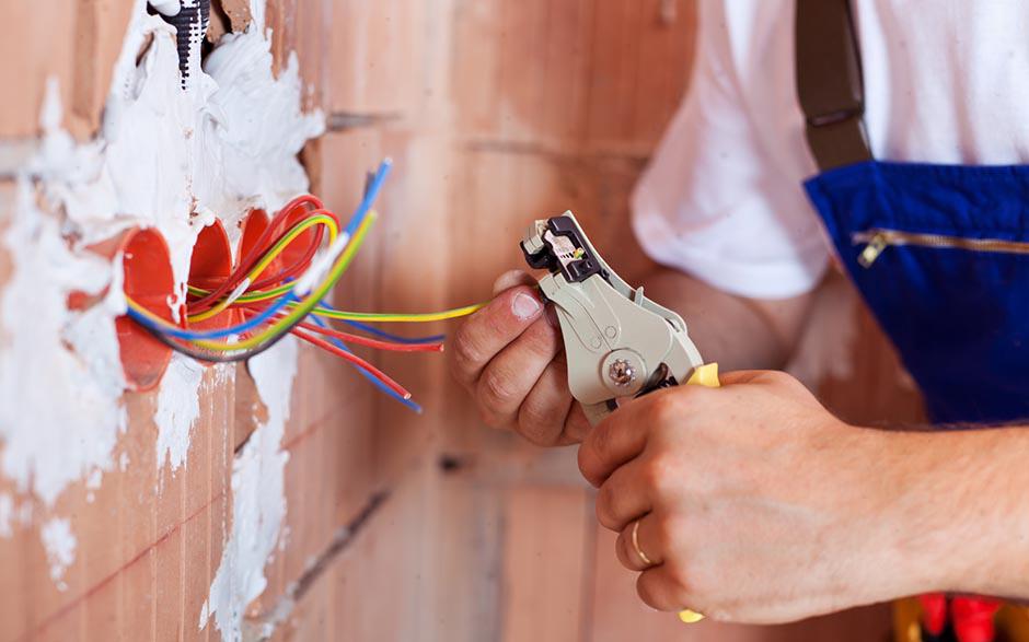 tarif horaire d'un électricien Pontoise